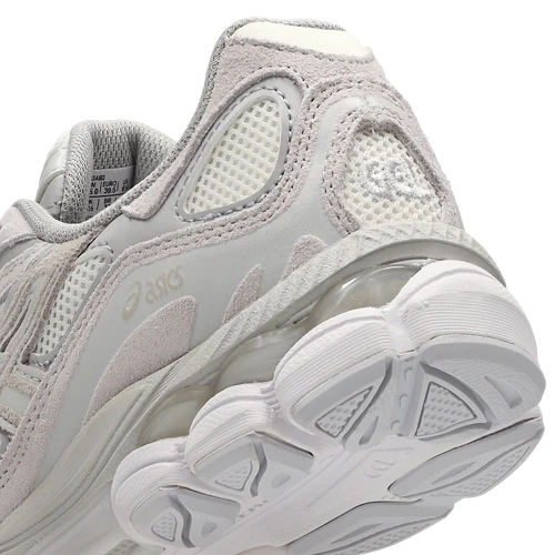 Asics GEL-NYC Creme Gris Nuage | Sneaker Rétro Lifestyle