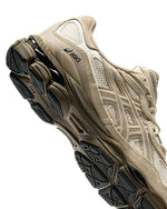 Asics GEL-NYC Creme Argile | Sneaker Running Rétro Mixte