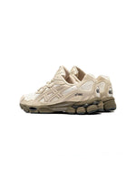 Asics GEL-NYC Creme Argile | Sneaker Running Rétro Mixte